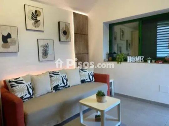 Casa adosada en alquiler en Calle Avenida Touroperador Thomson Hol. S-N - Foto 1