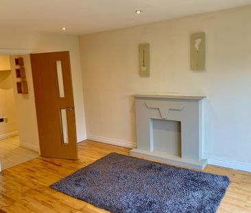 29 Elmwood Cottages, Off Ballyclare Road, Newtownabbey, BT36 5WQ - Photo 4
