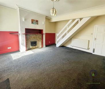 2 bedroom terraced house to rent - Photo 2