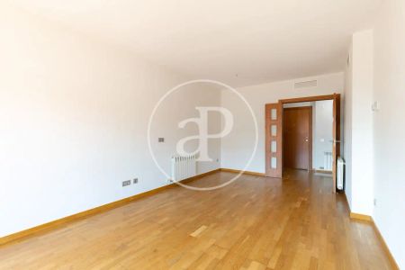 Piso de alquiler en Carrer de Walter Benjamin, Castellarnau - Photo 4