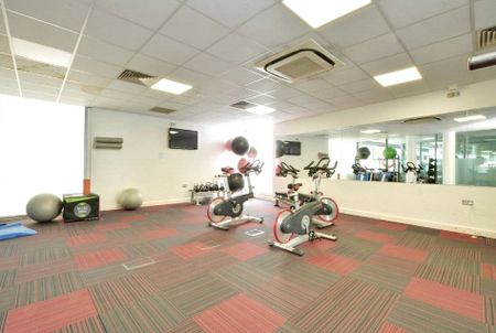 2 Bed Flat, Colorado Building, SE13 - Photo 2