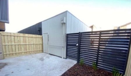 Pakenham - Photo 4