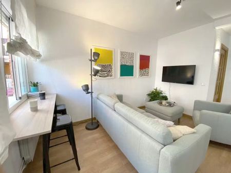 Calle de Antonio Velasco Zazo, Madrid, Community of Madrid 28026 - Photo 2