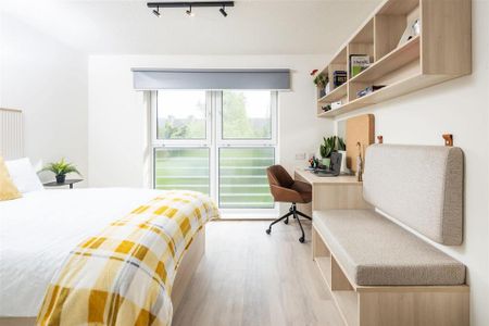 1 bedroom in a flat share to rent - Photo 5