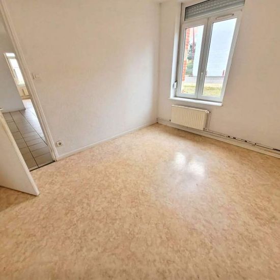 CHARMES (88130) - Appartement - Photo 1