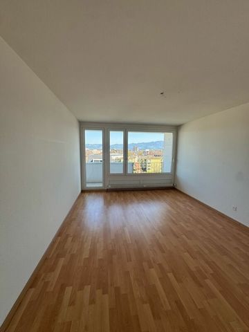 Spacious duplex in a central location in St. Margrethen - Photo 2