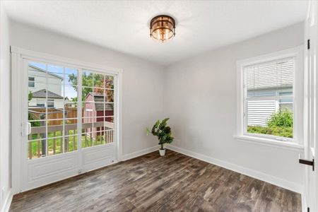 For Lease - 596 Hager Avenue, Burlington, Ontario - Photo 3