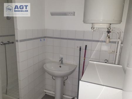 Location Appartement 1 pièce 21m² BEAUVAIS 60000 - Photo 3