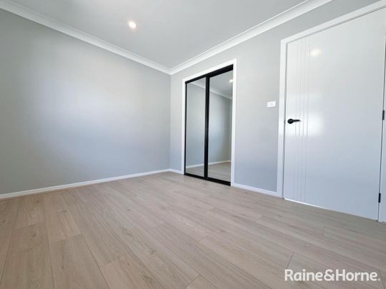 Brand New Four Bedroom Family Home In Prime Location! - Photo 1