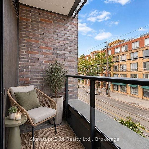 1075 Queen Street East condo — Toronto, ON (2-Bedroom) - 2 Bedroom - Photo 1