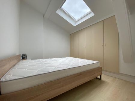 Location Appartement 3 pièces 61m² BORDEAUX 33000 - Photo 4