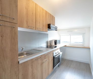 SAINT NAZAIRE- CHANTIERS DE L'ATLANTIQUE APPARTEMENT T1 BIS MEUBLE - Photo 1