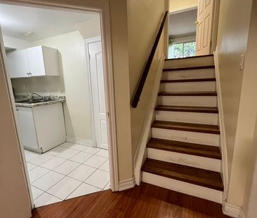 For Lease - 225 Kingslake Road Unit# Main & Basement, Toronto, Ontario - Photo 5