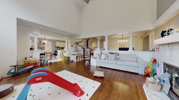 For Lease - 219 Kitty Murray Lane Unit# Upper, Hamilton, Ontario - Photo 1