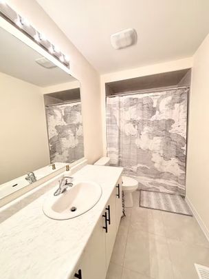 For Lease - 30 Federica Crescent, Wasaga Beach, Ontario - Photo 1