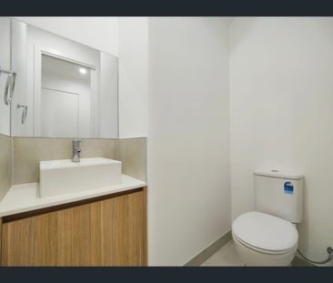 16 Nolita Walk, Point Cook, Vic 3030 - Photo 2