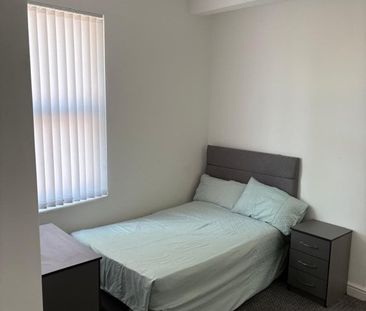 Church Road, CH42 ***ROOM LET*** - Photo 2
