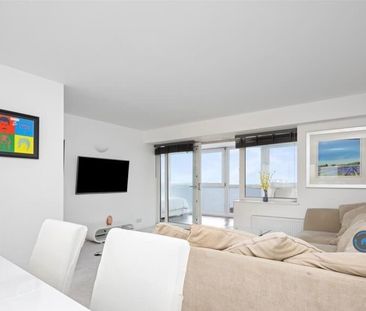 2 bedroom penthouse to rent - Photo 4