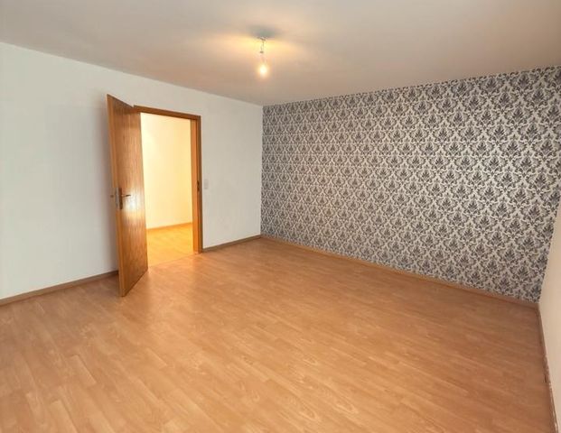 Großzügige 4-Zimmer-Wohnung im Herzen von Walldürn - Foto 1