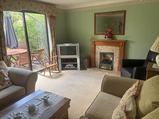 4 bedroom detached house to rent - Photo 1