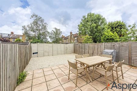 Mitcham Lane, London, SW16 - Photo 2