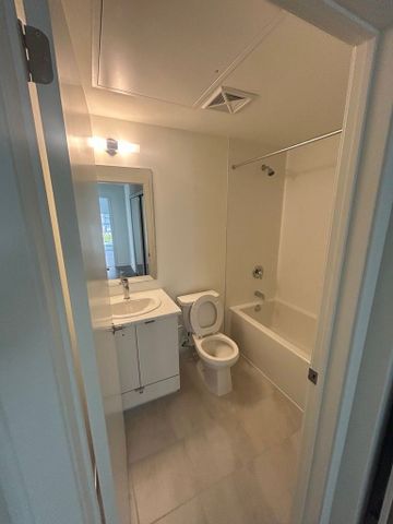 For Lease - 115 Canon Jackson Drive Unit# 101, Toronto, Ontario - Photo 4