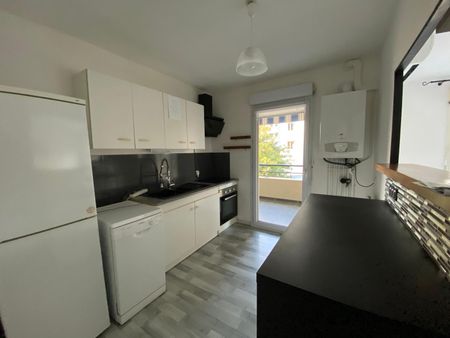 Location Appartement 3 pièces 72m² PORTES LES VALENCE 26800 - Photo 3