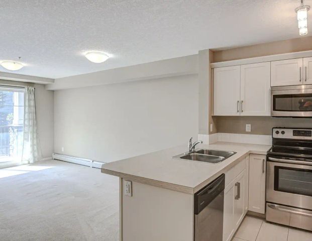 Cozy Condo in convenient location. — 1 Bedroom Condo Unit - Photo 1