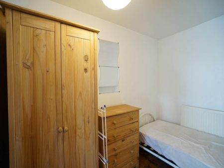 53 Garth Road - Photo 4