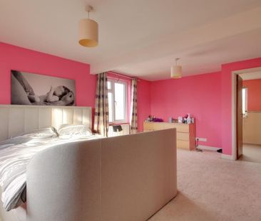 3 bedroom semi-detached house to rent - Photo 3