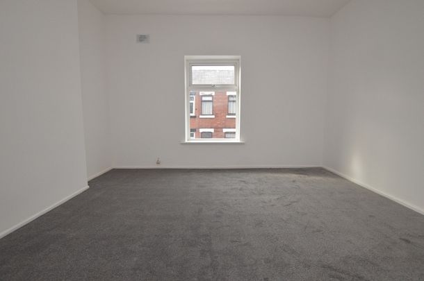 2 Bedroom Terraced House - Photo 1