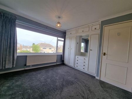 3 bedroom semi-detached house to rent - Photo 3