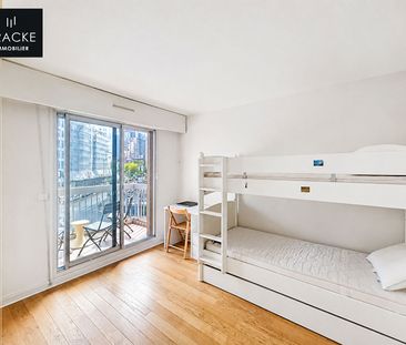 Location Appartement 5 pièces 111m² - Photo 4