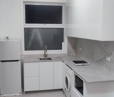 Beverly Hills - Photo 3