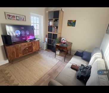 4 bedroom terraced house to rent - Photo 4