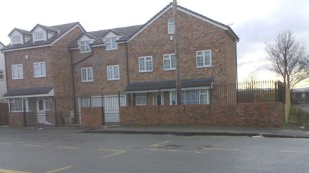 Room in a Shared House, Hall Lane, LS12 - Photo 5
