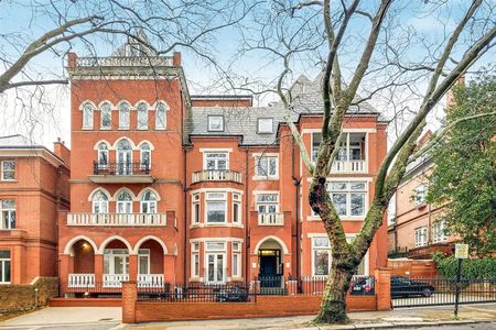 Fitzjohns Avenue, Hampstead, London - Photo 2