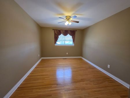 For Lease - 3161 Rymal Road Unit# (Main/Upper Level), Mississauga, Ontario - Photo 4