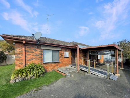 1 Clover Street, Wendouree - Photo 3