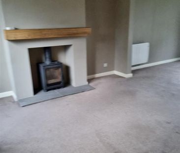 3 bedroom house to rent - Photo 2