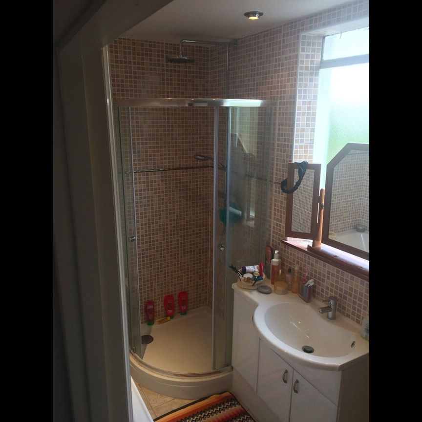 1 Bed Flat, Stapleton Hall Road, N4 - Photo 1