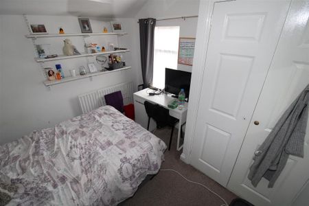 5 bedroom terraced house to rent - Photo 5