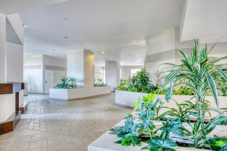 2 bedroom luxury Apartment for rent in Nueva Andalucia, Spain - Photo 4