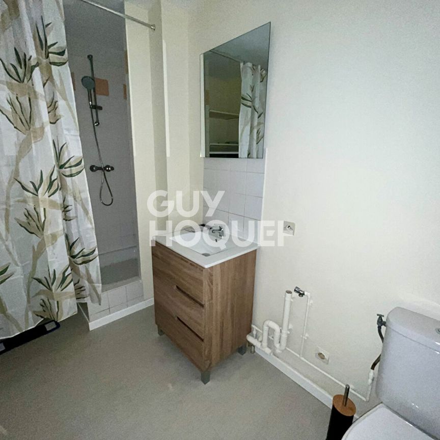 Location Appartement 1 pièce 21m² - Photo 1