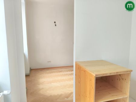 Unbefristete Miete: geräumiger 2-Zimmer-Altbau - Photo 2