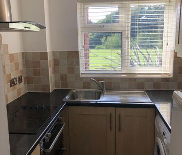 1 bedroom terraced house to rent - Photo 2
