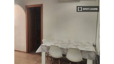 2 room luxury Flat for rent in L'Hospitalet de Llobregat, Spain - Photo 4