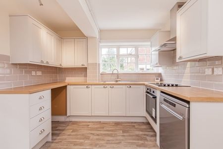 Rectory Cottage, Adwell - Photo 4