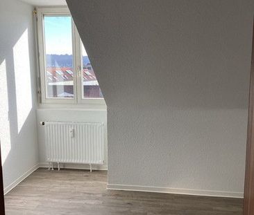 Schöne 3-Zimmer Maisonette-Wohnung mit 2 Balkonen ! - Foto 1