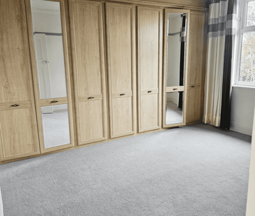 3 bedroom apartment to rent - Photo 6